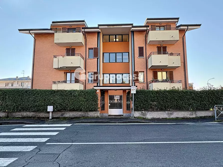 Immagine 31 di Appartamento in vendita  in Via Girotti 39 a Bernate Ticino