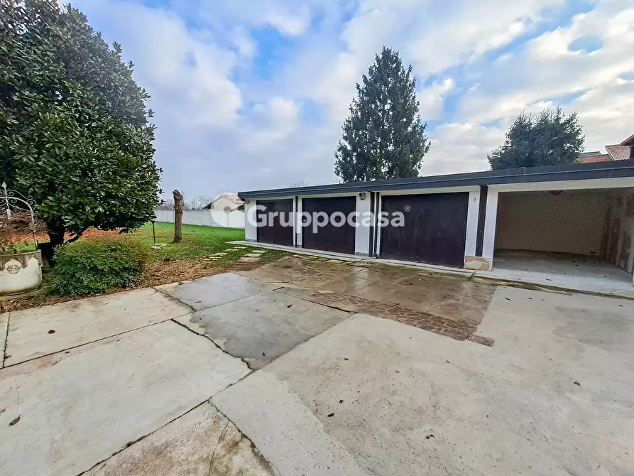 Immagine 20 di Appartamento in vendita  in Via Cusago 59 a Bareggio