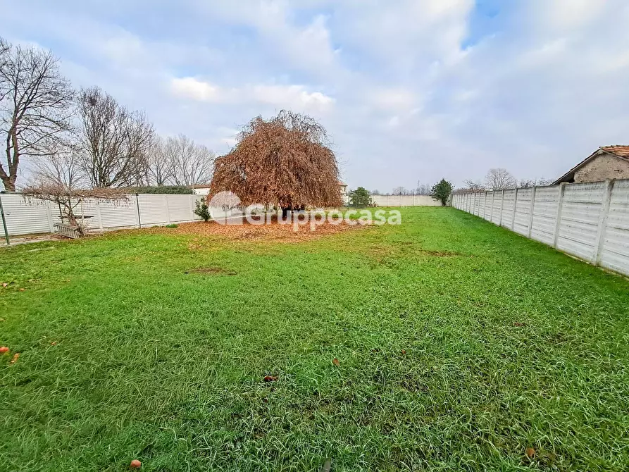 Immagine 17 di Appartamento in vendita  in Via Cusago 59 a Bareggio