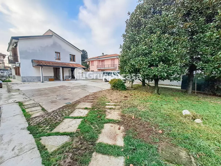 Immagine 19 di Appartamento in vendita  in Via Cusago 59 a Bareggio