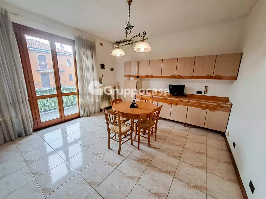 Immagine 6 di Appartamento in vendita  in Via Cusago 59 a Bareggio