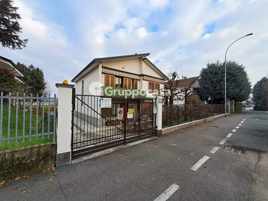 Immagine 21 di Appartamento in vendita  in Via Cusago 59 a Bareggio