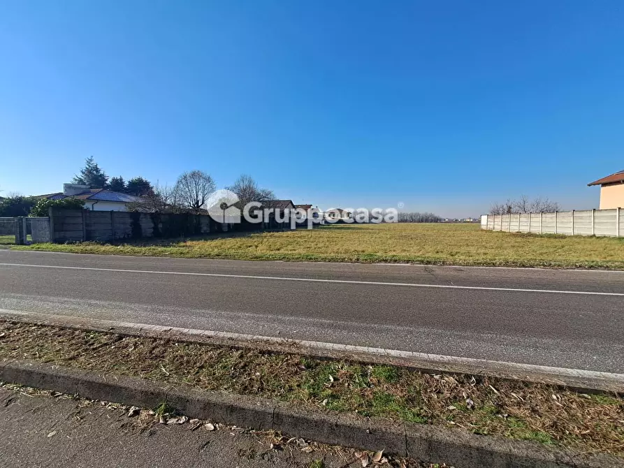 Immagine 9 di Terreno residenziale in vendita  in Via A. Moro a Bernate Ticino