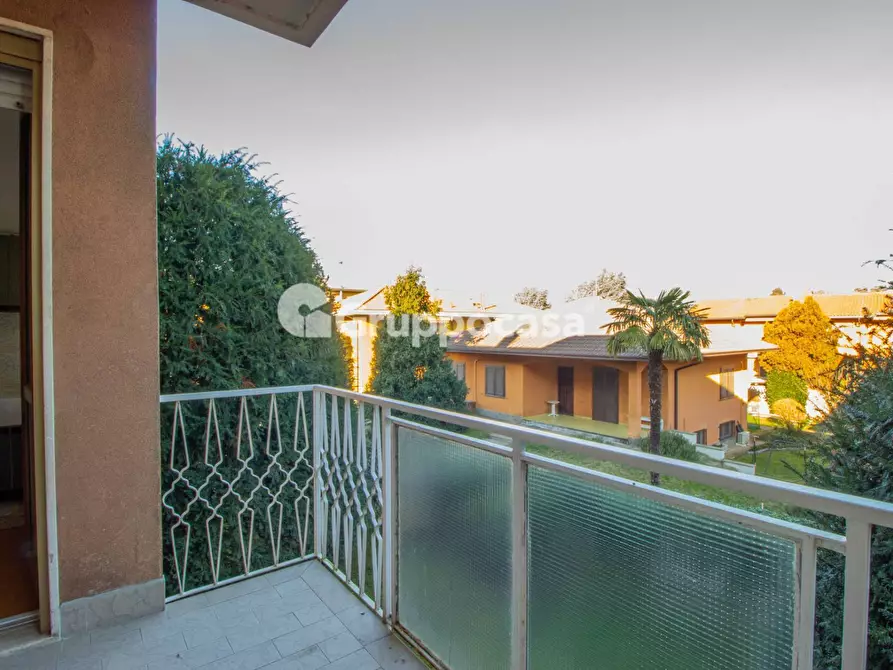 Immagine 8 di Appartamento in vendita  in via cavour 22 a Magenta