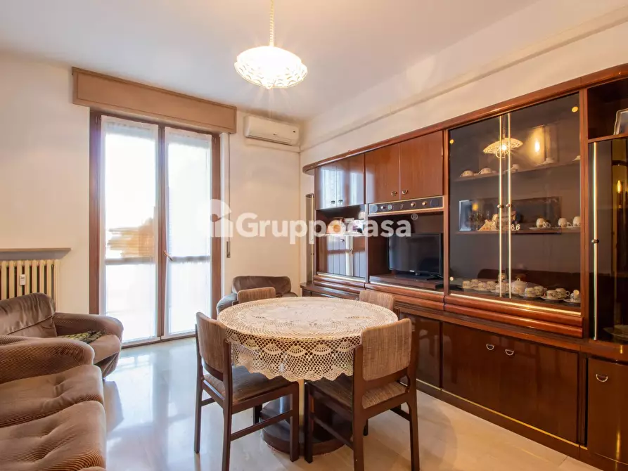 Immagine 3 di Appartamento in vendita  in via cavour 22 a Magenta