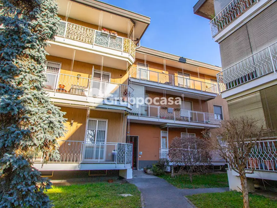 Immagine 17 di Appartamento in vendita  in via cavour 22 a Magenta