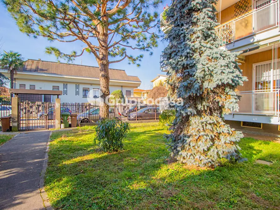 Immagine 22 di Appartamento in vendita  in via cavour 22 a Magenta