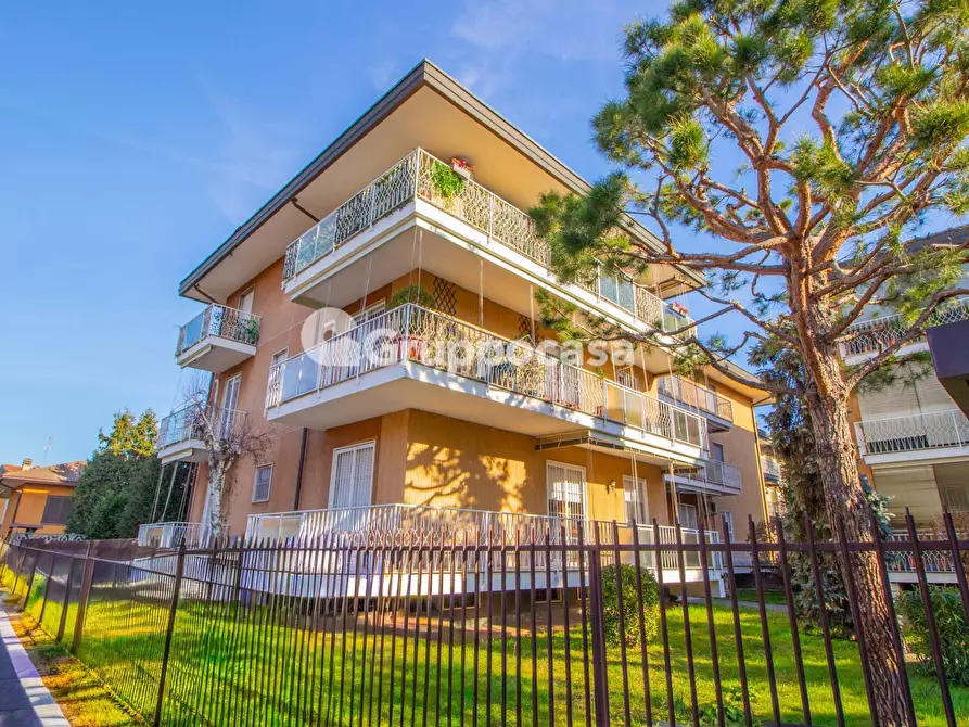 Immagine 2 di Appartamento in vendita  in via cavour 22 a Magenta