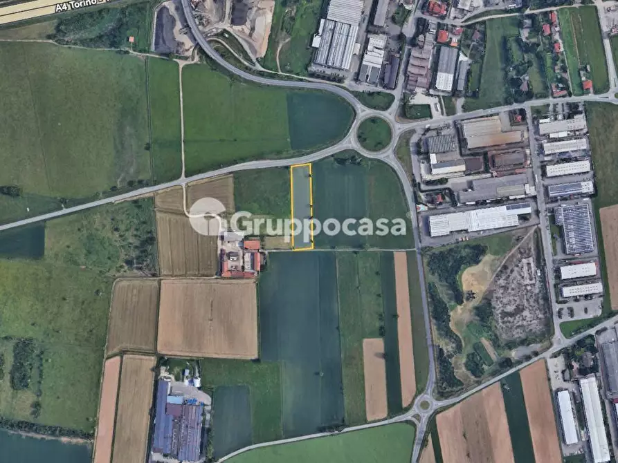 Immagine 10 di Terreno agricolo in vendita  in Via Valigio a Bernate Ticino