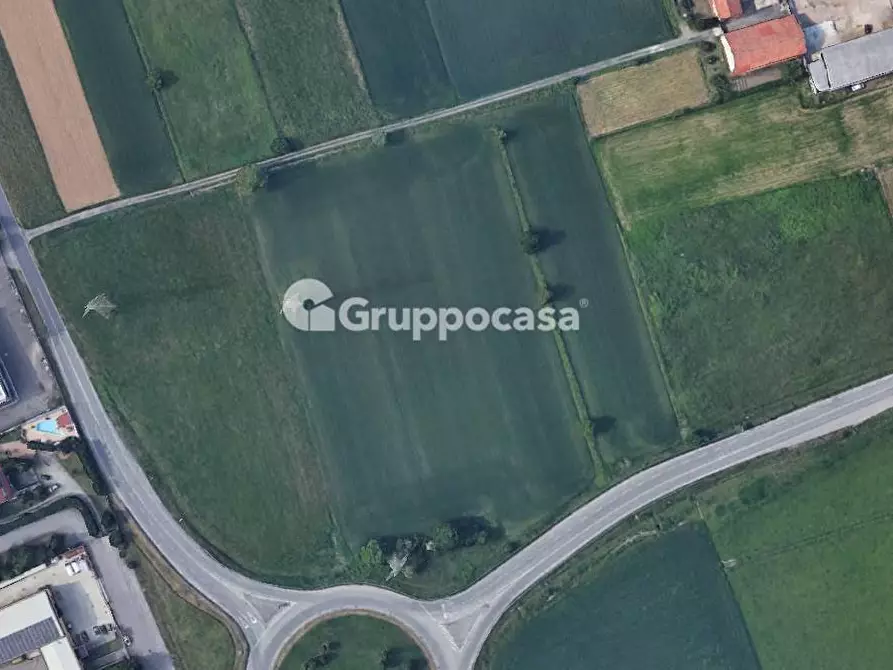 Immagine 13 di Terreno agricolo in vendita  in Via Valigio a Bernate Ticino