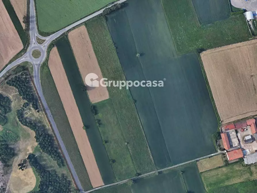 Immagine 14 di Terreno agricolo in vendita  in Via Valigio a Bernate Ticino