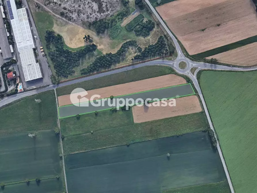 Immagine 11 di Terreno agricolo in vendita  in Via Valigio a Bernate Ticino