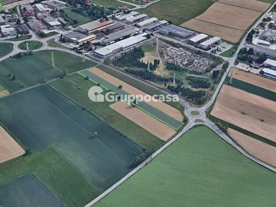 Immagine 14 di Terreno agricolo in vendita  in Via Valigio a Bernate Ticino