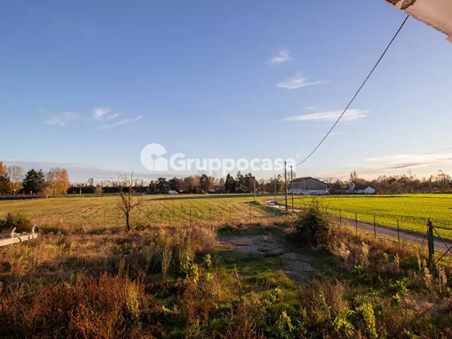 Immagine 11 di Casa indipendente in vendita  in Via Cascina Bertolaia 21 a Bernate Ticino