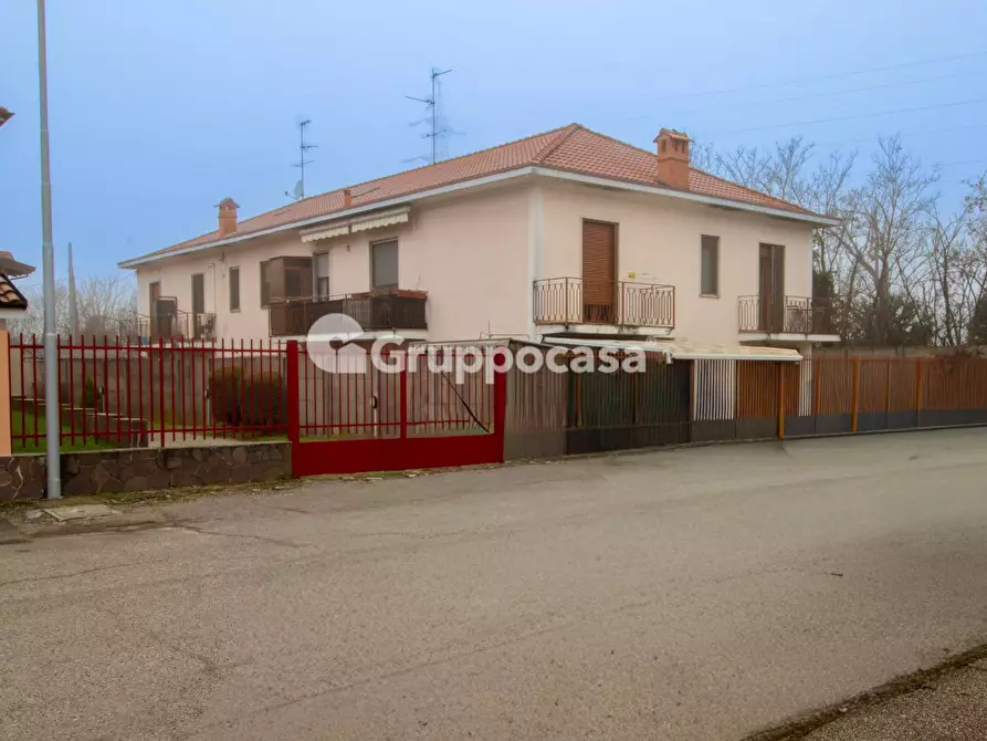 Immagine 1 di Appartamento in vendita  in Via Dante Alighieri 92 a Magenta