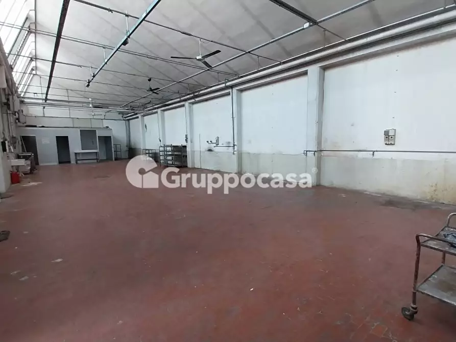 Immagine 4 di Capannone industriale in affitto  in Via Milano 226 a Magenta