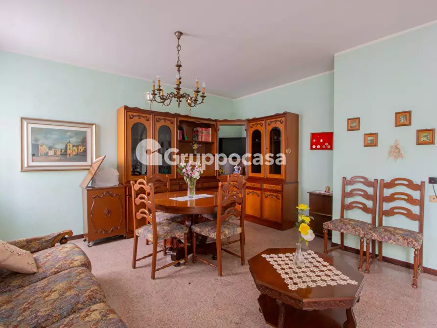 Immagine 6 di Casa indipendente in vendita  in via melzi 26 a Magenta