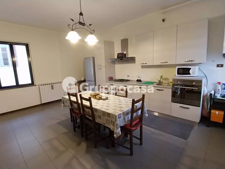 Immagine 5 di Appartamento in affitto  in Via Santa Crescenzia 6 a Magenta