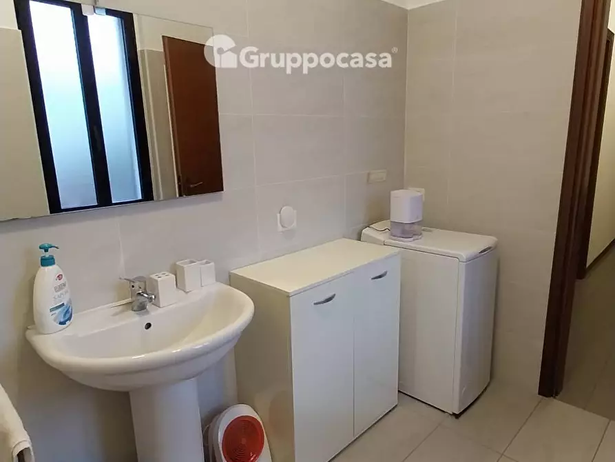 Immagine 18 di Appartamento in affitto  in Via Santa Crescenzia 6 a Magenta