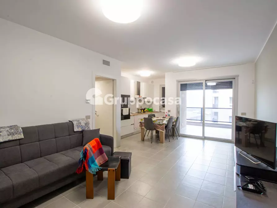 Immagine 3 di Appartamento in vendita  in Via Emiliani 15 a Magenta