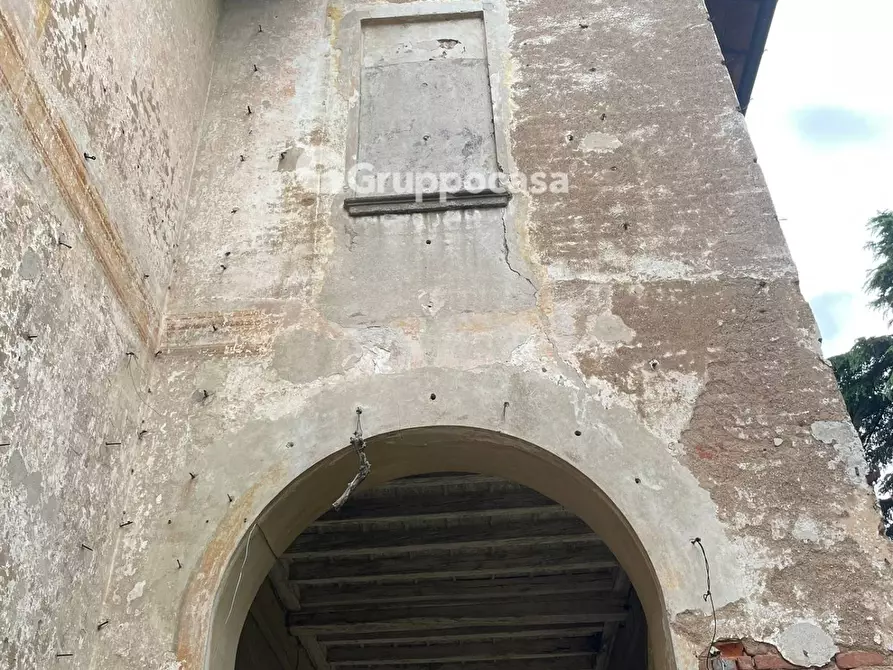 Immagine 22 di Villa in vendita  in Via Roma a Bernate Ticino