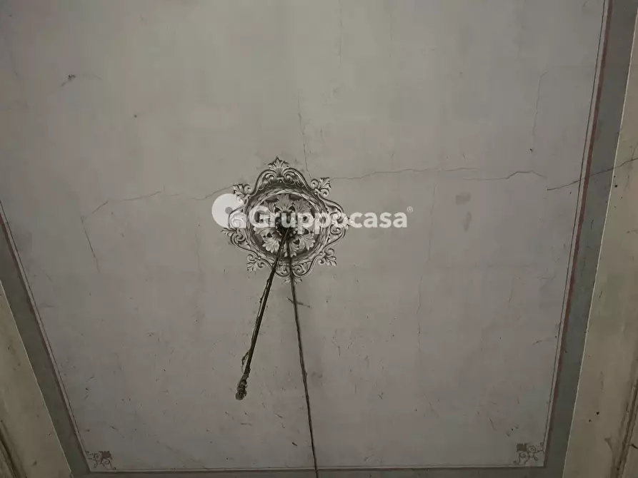 Immagine 33 di Villa in vendita  in Via Roma a Bernate Ticino