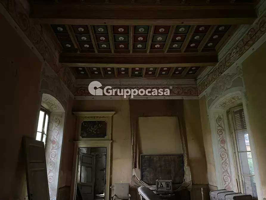 Immagine 37 di Villa in vendita  in Via Roma a Bernate Ticino