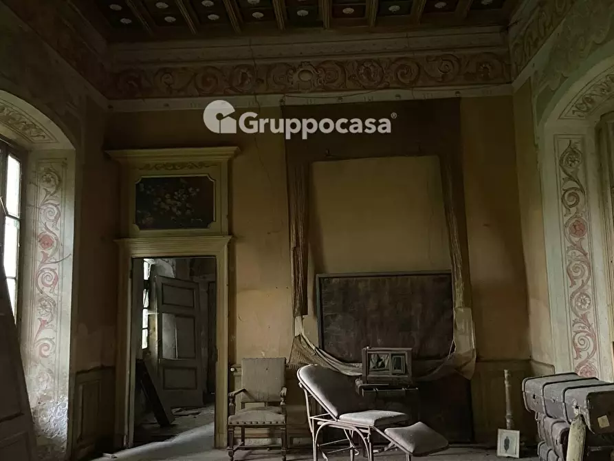 Immagine 39 di Villa in vendita  in Via Roma a Bernate Ticino