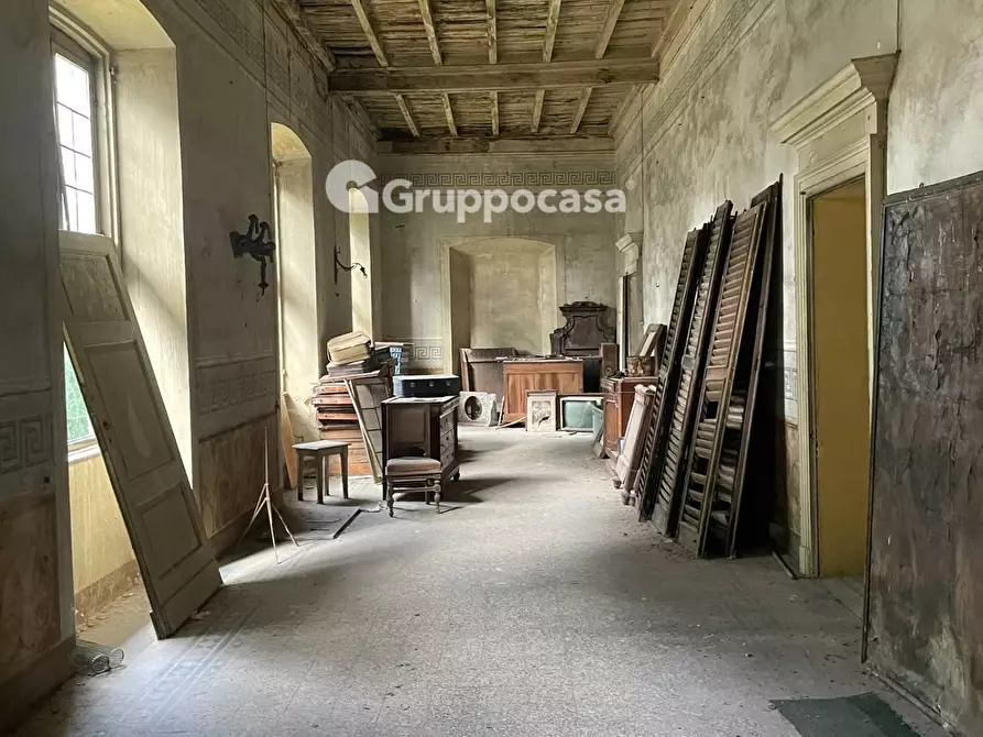 Immagine 43 di Villa in vendita  in Via Roma a Bernate Ticino