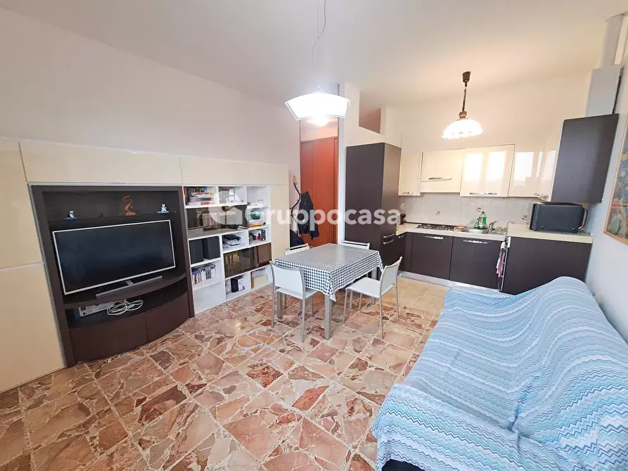 Immagine 4 di Appartamento in vendita  in Via Piave 114 a Bareggio