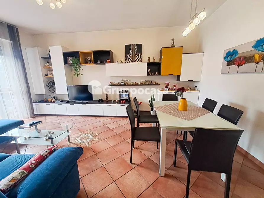 Immagine 2 di Appartamento in vendita  in Viale Lombardia 17 a Magenta