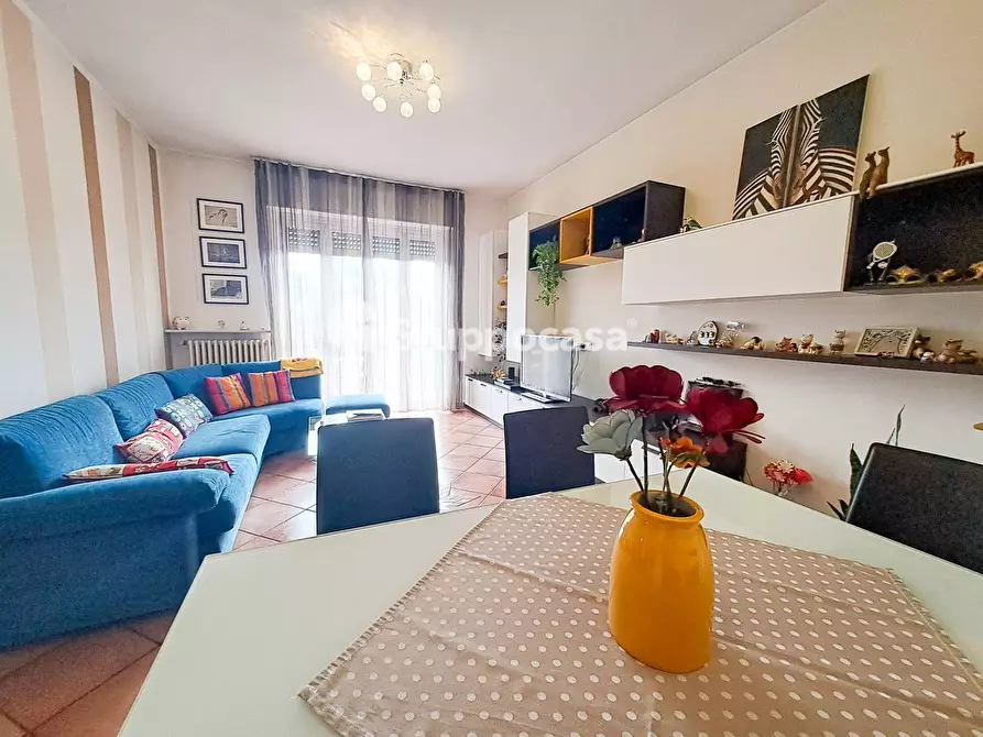 Immagine 4 di Appartamento in vendita  in Viale Lombardia 17 a Magenta