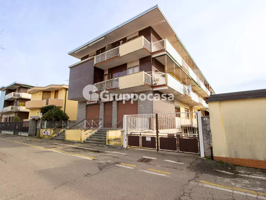 Immagine 1 di Appartamento in vendita  in Via Manin 12 a Magenta