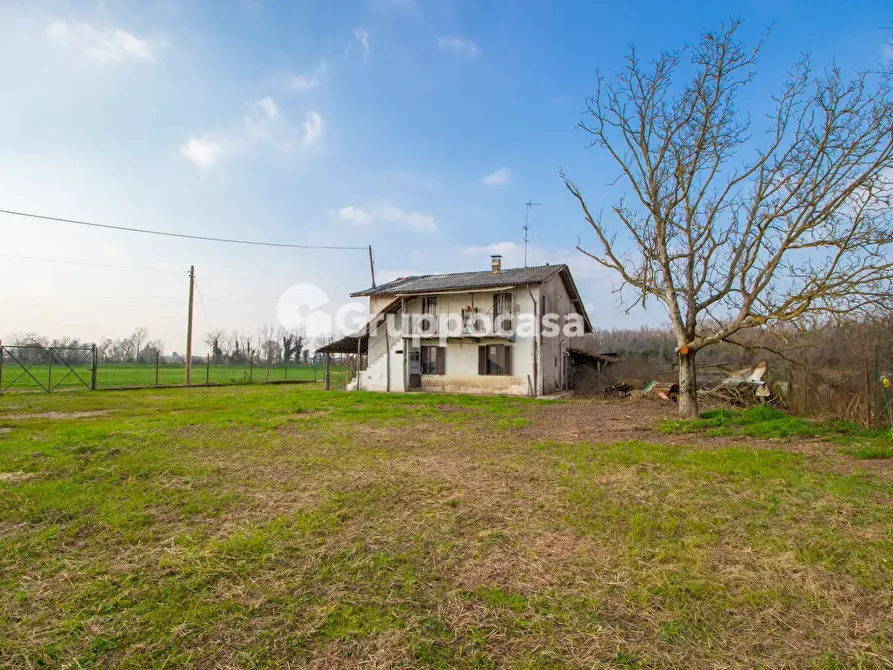 Immagine 2 di Casa indipendente in vendita  in Via Cascina Bertolaia 21 a Bernate Ticino