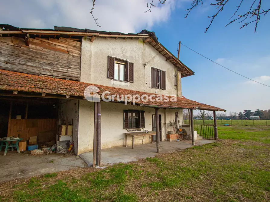Immagine 12 di Casa indipendente in vendita  in Via Cascina Bertolaia 21 a Bernate Ticino