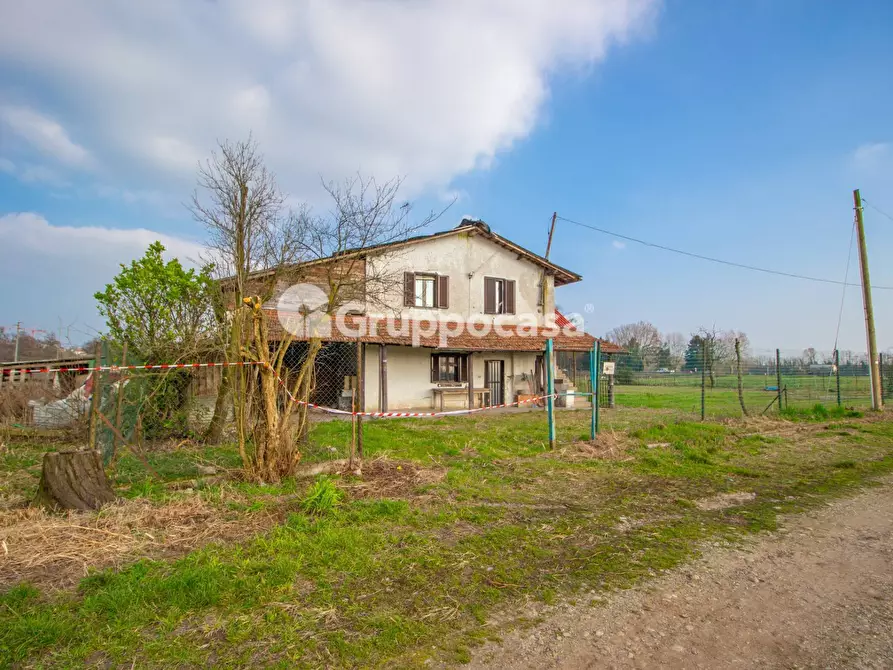 Immagine 5 di Casa indipendente in vendita  in Via Cascina Bertolaia 21 a Bernate Ticino