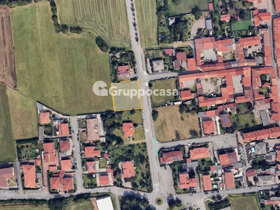 Immagine 2 di Terreno residenziale in vendita  in Via A. Moro a Bernate Ticino