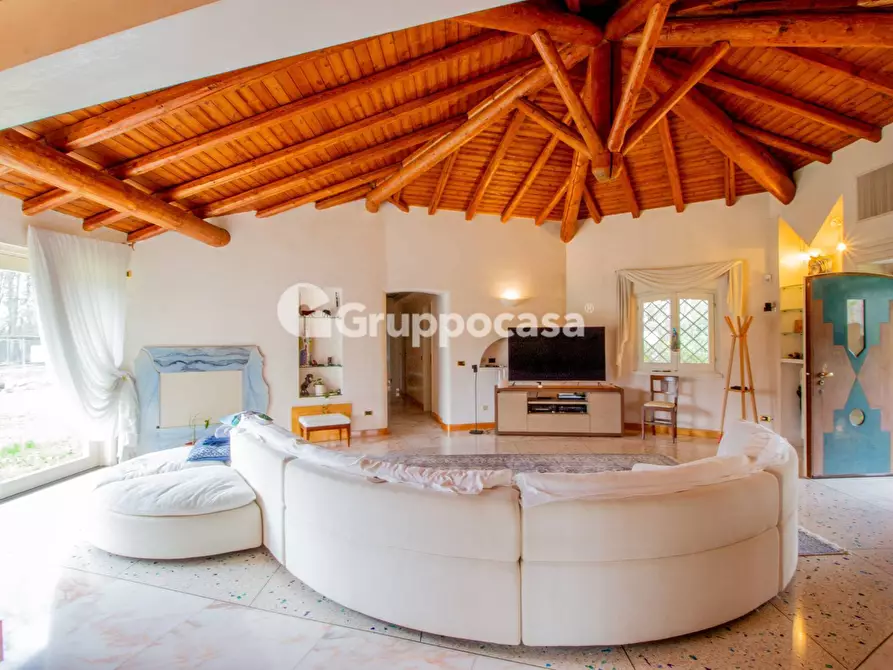 Immagine 11 di Villa in vendita  in Bosco Piarda 2 a Bernate Ticino