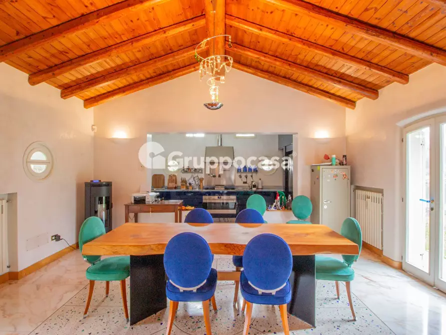 Immagine 13 di Villa in vendita  in Bosco Piarda 2 a Bernate Ticino