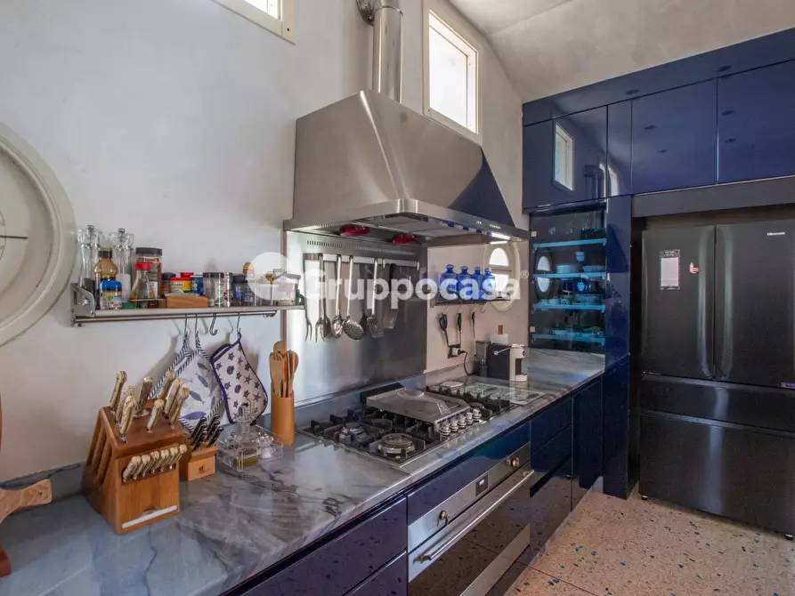 Immagine 17 di Villa in vendita  in Bosco Piarda 2 a Bernate Ticino