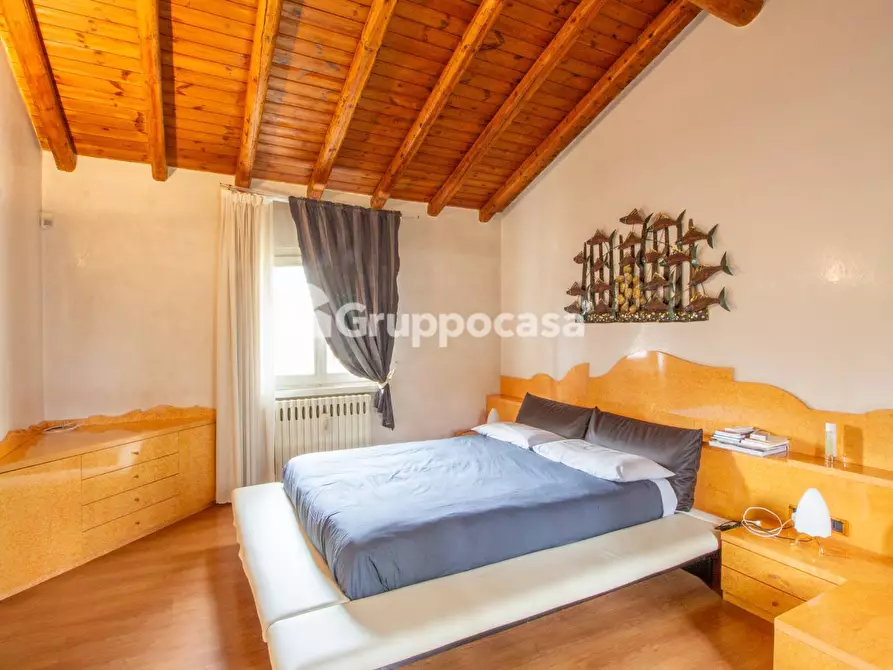 Immagine 21 di Villa in vendita  in Bosco Piarda 2 a Bernate Ticino