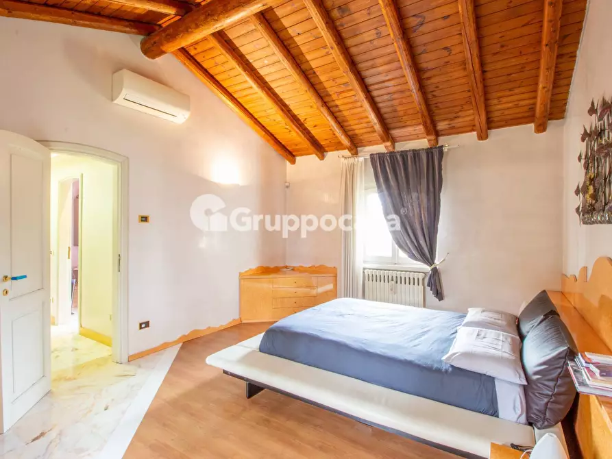 Immagine 20 di Villa in vendita  in Bosco Piarda 2 a Bernate Ticino