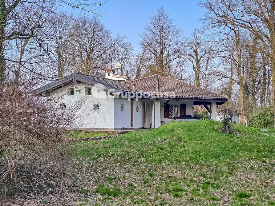 Immagine 36 di Villa in vendita  in Bosco Piarda 2 a Bernate Ticino