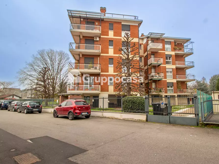 Immagine 1 di Appartamento in vendita  in Via Conte Caccia Dominioni 33 a Magenta