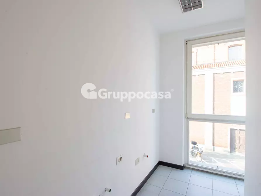 Immagine 14 di Ufficio in affitto  in Via Mazzini 34 a Magenta