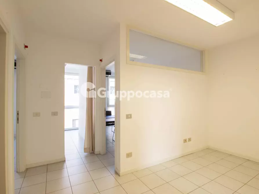 Immagine 2 di Ufficio in affitto  in Via Mazzini 34 a Magenta