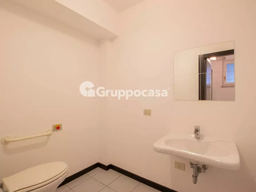 Immagine 25 di Ufficio in affitto  in Via Mazzini 34 a Magenta