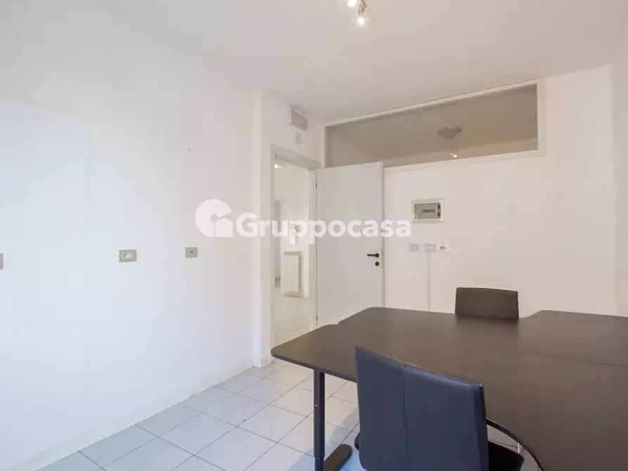 Immagine 10 di Ufficio in affitto  in Via Mazzini 34 a Magenta