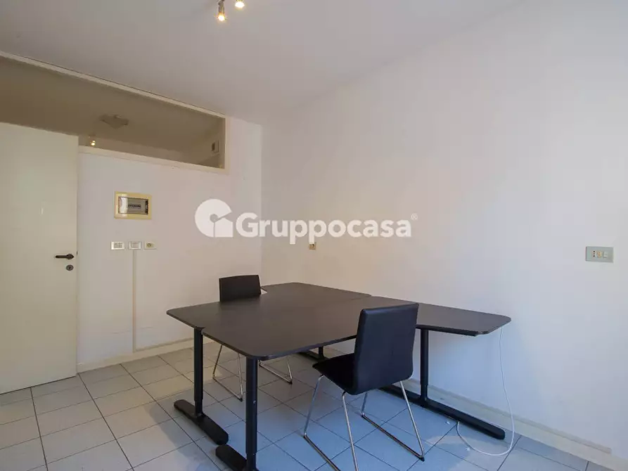 Immagine 11 di Ufficio in affitto  in Via Mazzini 34 a Magenta