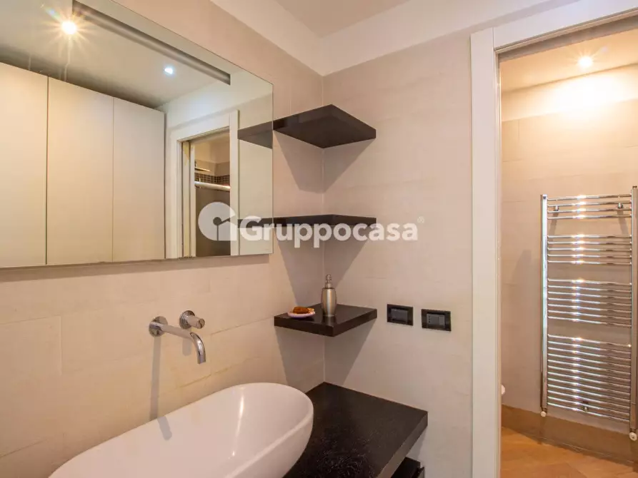 Immagine 17 di Appartamento in affitto  in Via Roma 19 a Bernate Ticino
